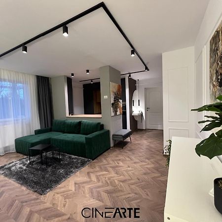 Cinearte Residence Caransebeş Eksteriør bilde