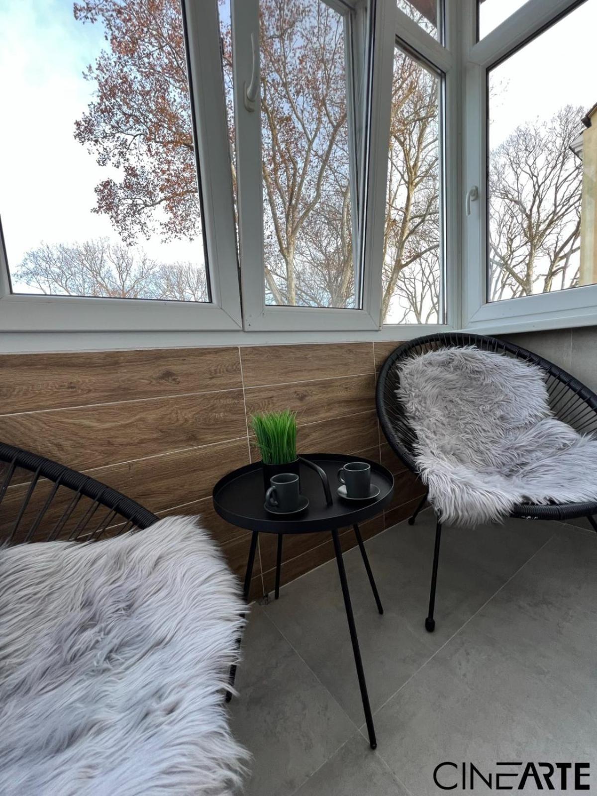 Cinearte Residence Caransebeş Eksteriør bilde